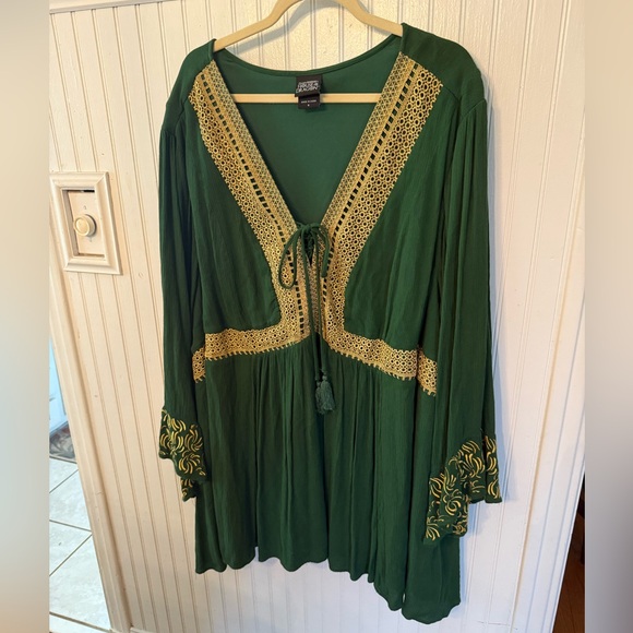 Torrid House of the Dragon Babydoll Crinkle Gauze Embroidered Blouse 6 - Picture 2 of 7